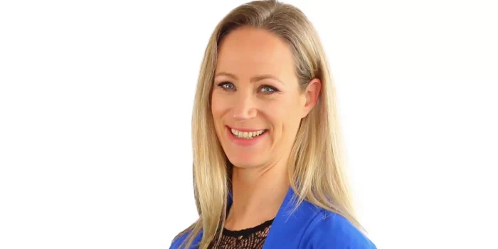 Esther-Weijers-knipjpg-1-scaled-2560×1280 team mens en zo